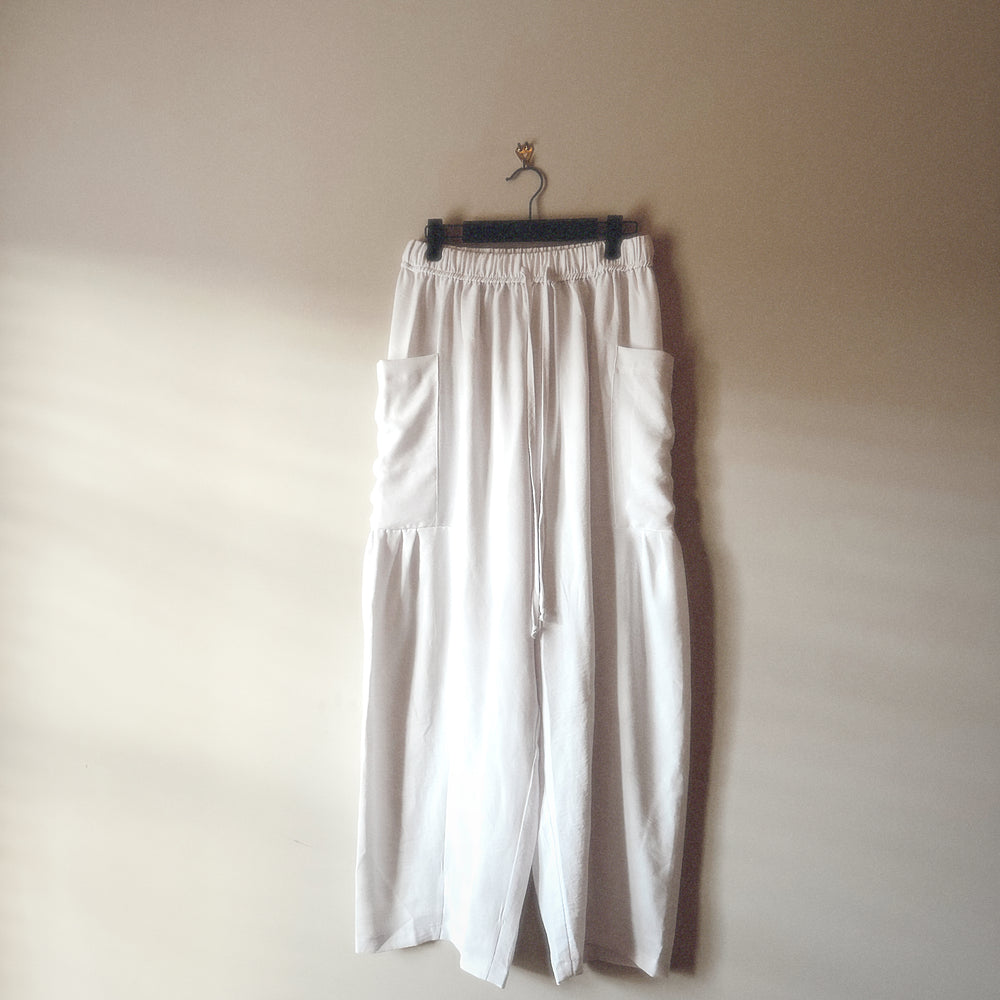 
                      
                        Lola Linen Pants
                      
                    