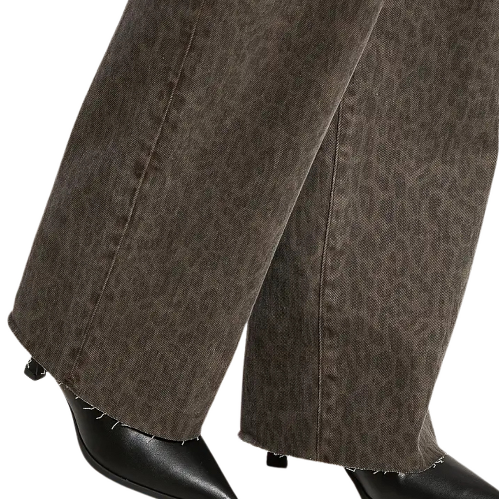 
                      
                        Hidden Blake Cheetah Dad Stretch Jean
                      
                    