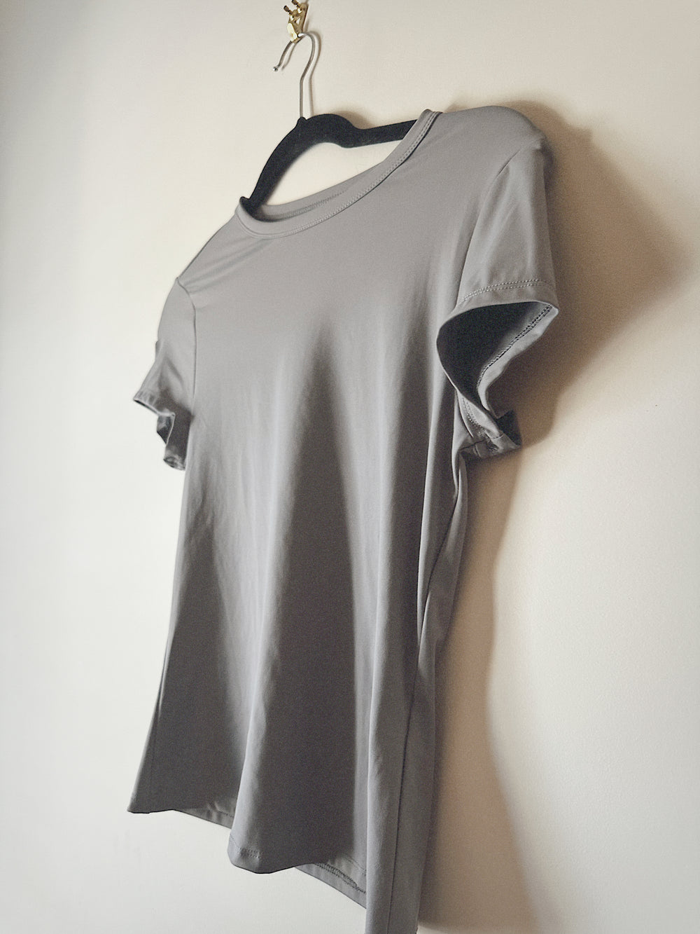 Basic Slim Fit Tee