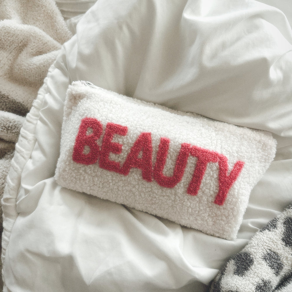 
                      
                        Sherpa Beauty Bags
                      
                    